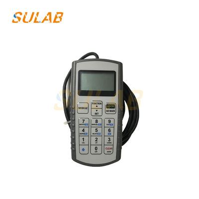 エレベーター試験ツールとサービスツール（故障コードの読み取り、パラメータの変更、テストの実行用）